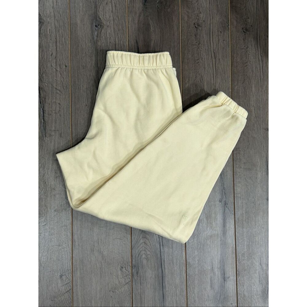 Lululemon Scuba Mid-Rise Oversized Jogger Regular sz M - Picture 3 of 6